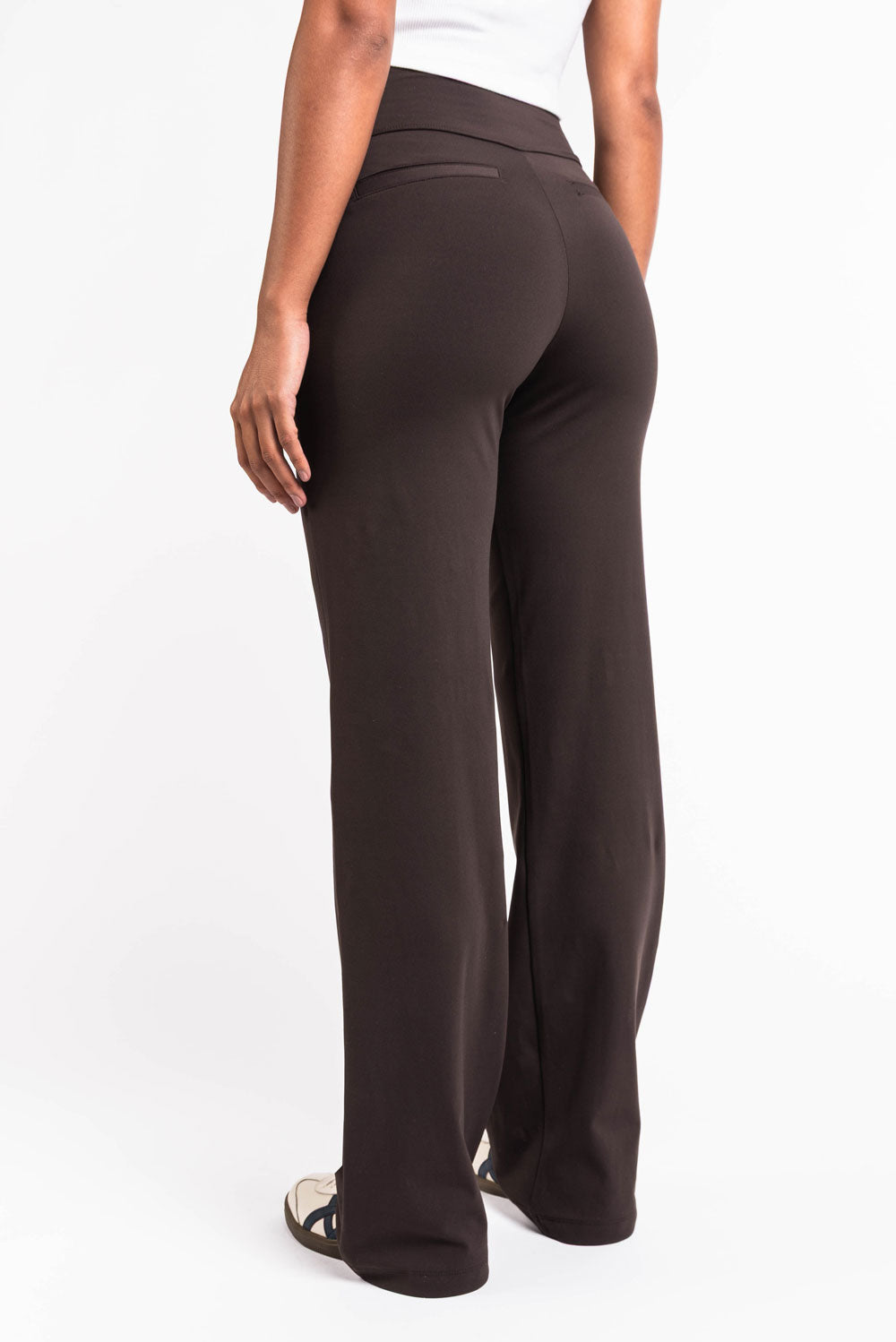 MFLLONDON | High ActiveFlex Straight Pants - Brown