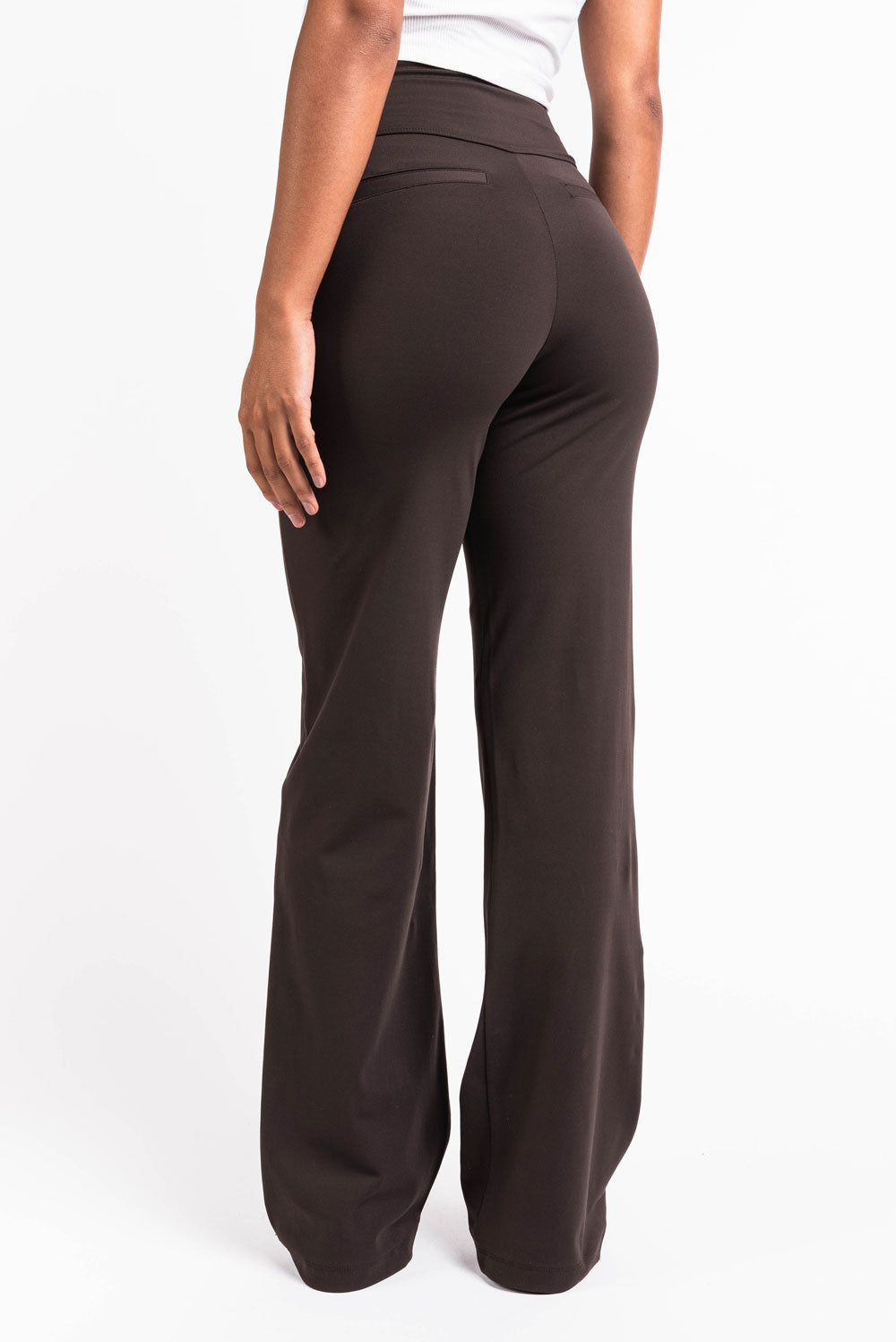 MFLLONDON | High ActiveFlex Straight Pants - Brown