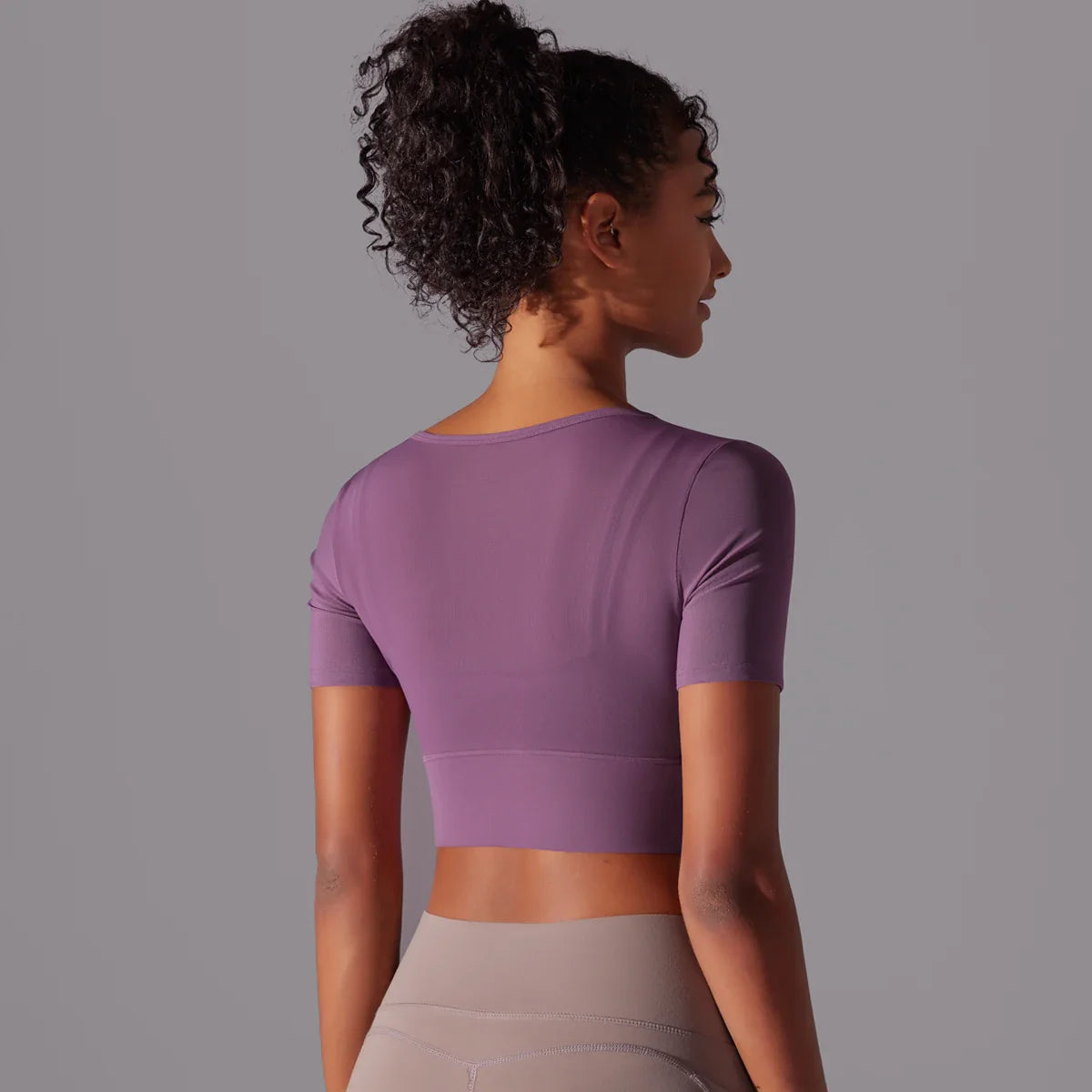 LUVESSI MOTION TOP