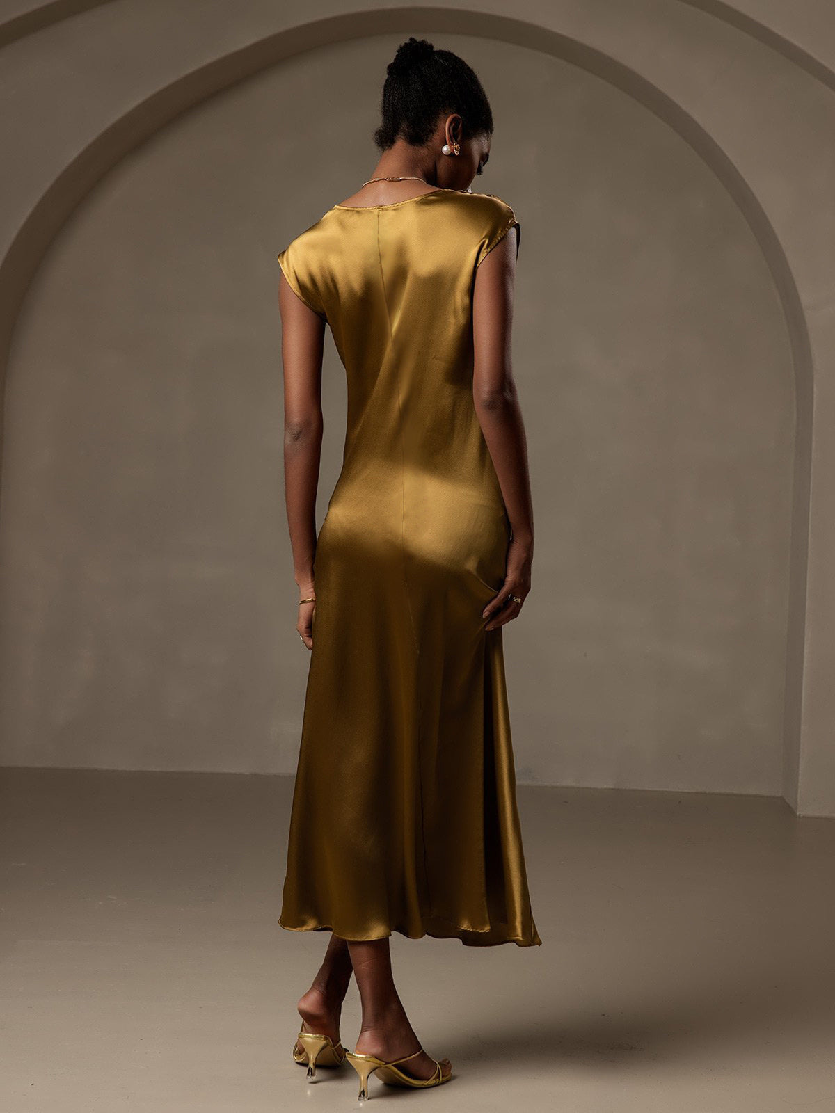 MFLLONDON | Silk Cap Sleeve Round Neck Midi Dress